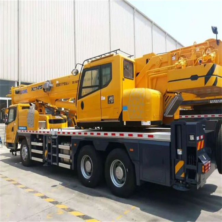 普格离这最近出租吊车电话